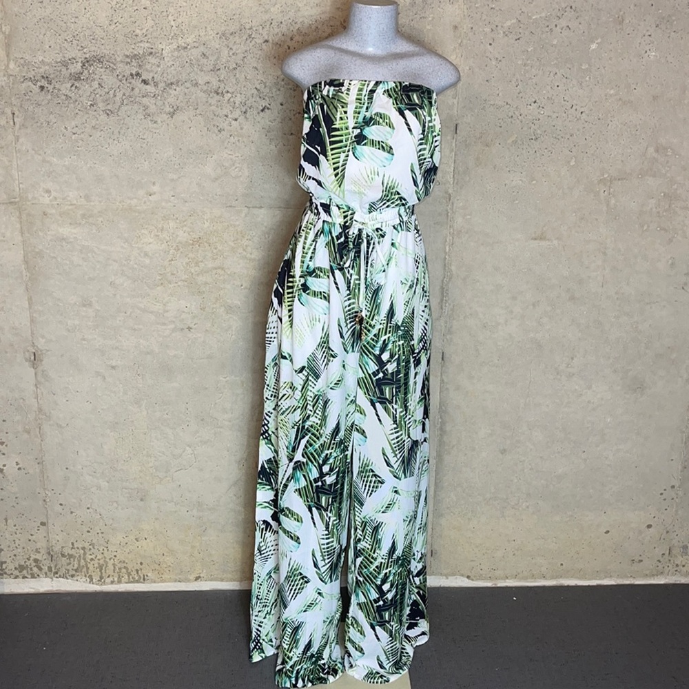 Fashion nova leaf print romper